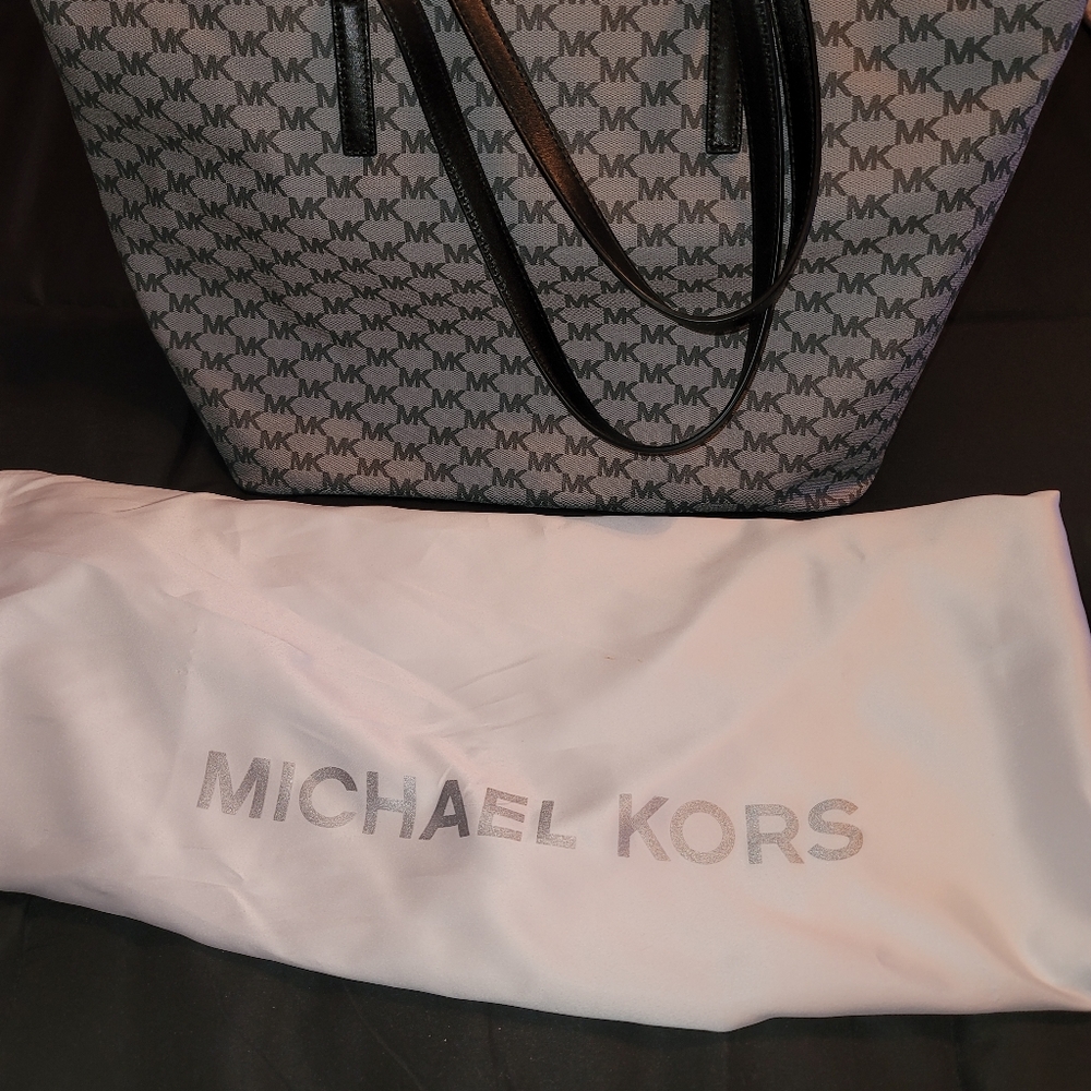 Women's Handbag
